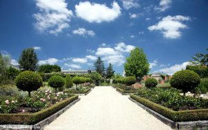 Allée du Jardin des Olfacties