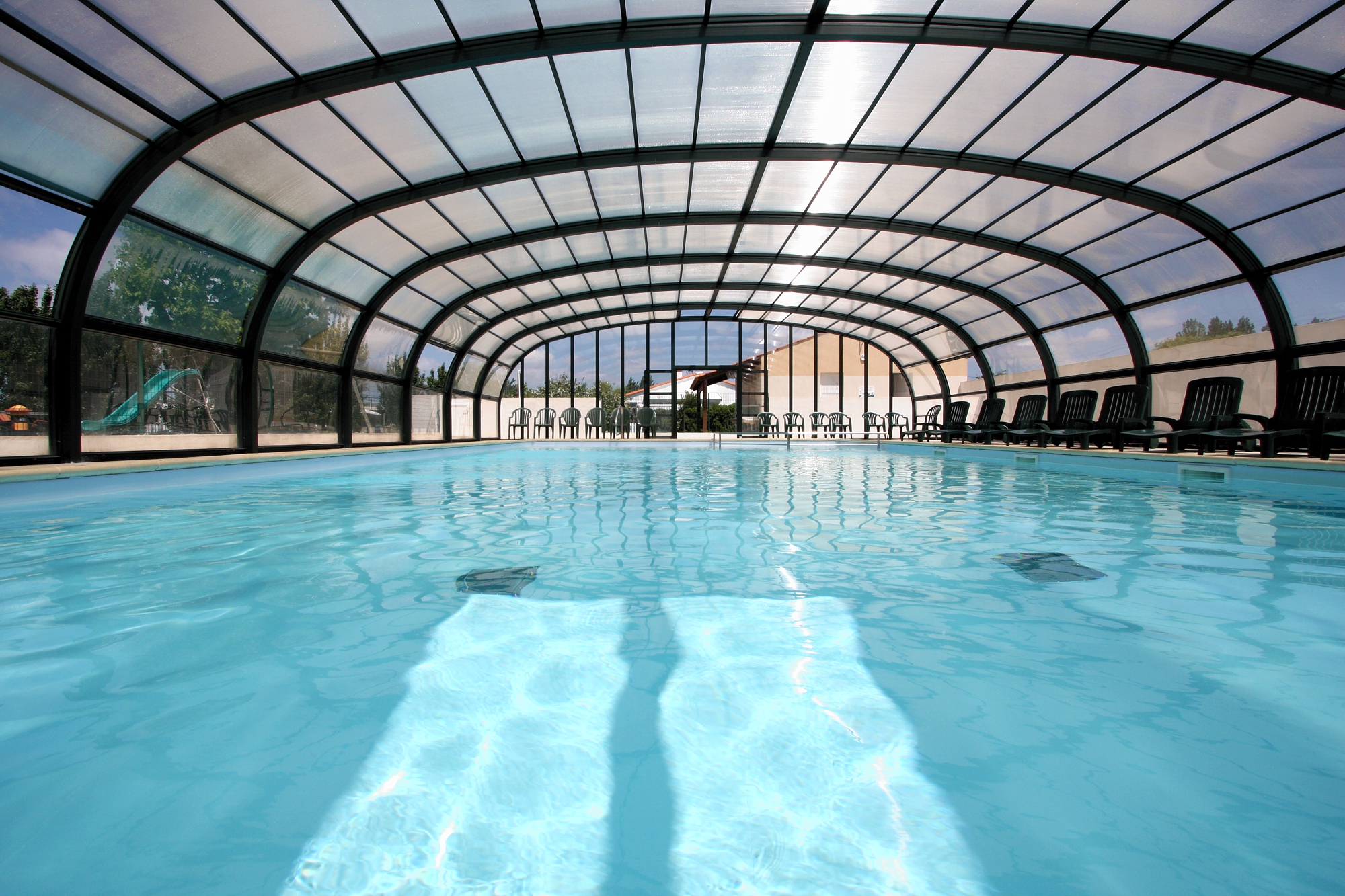 camping piscine couverte chauffée saint gilles croix de vie